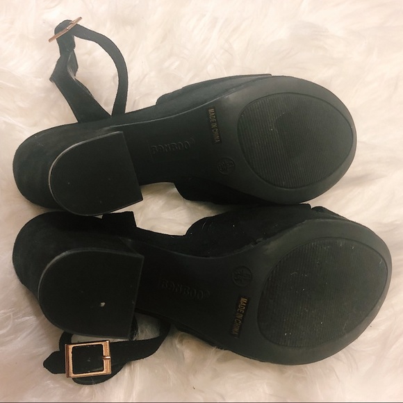 Black Suede Platforms w/ Bow! Size 5.5! - Picture 4 of 4